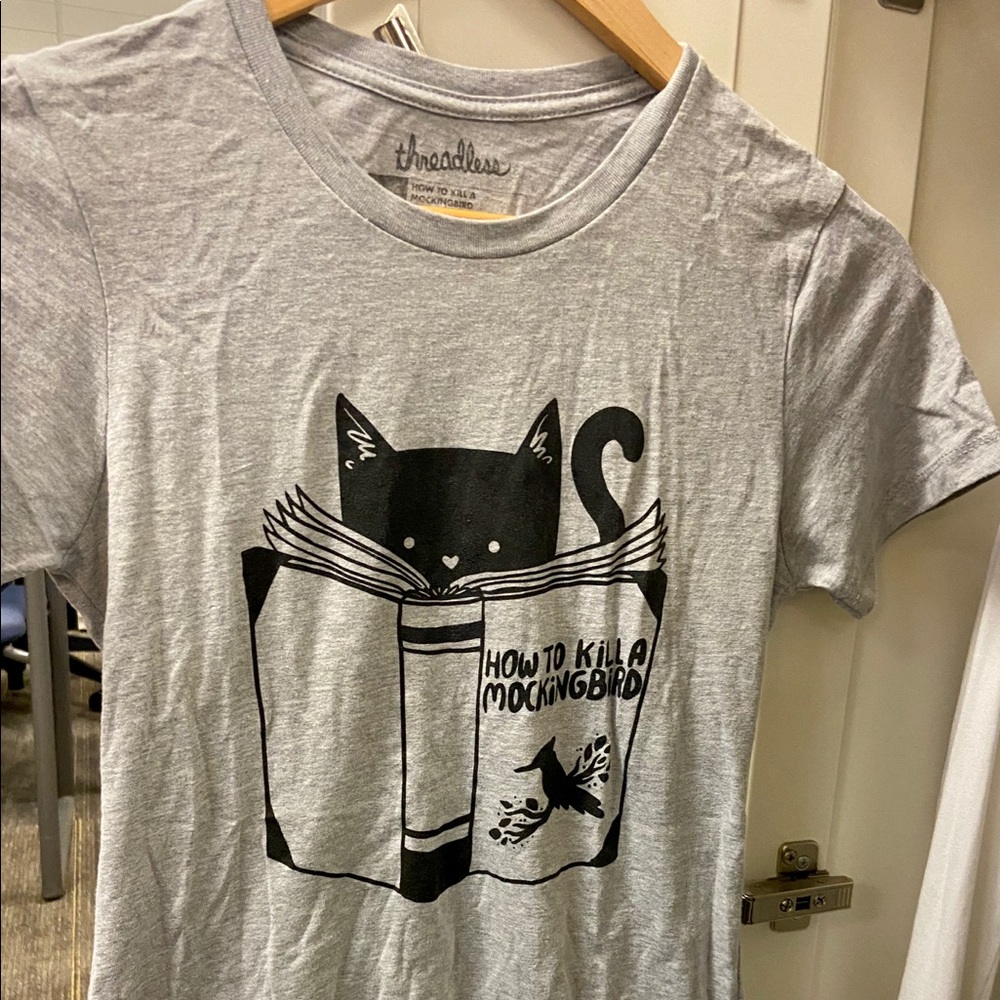 🍄To Kill a Mockingbird T-shirt, Gray